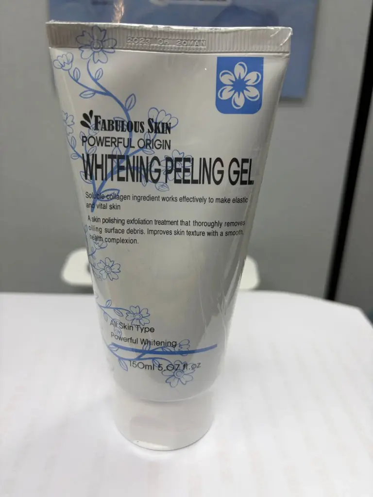 FABULOUS SKIN 美白去角質啫喱 150ml